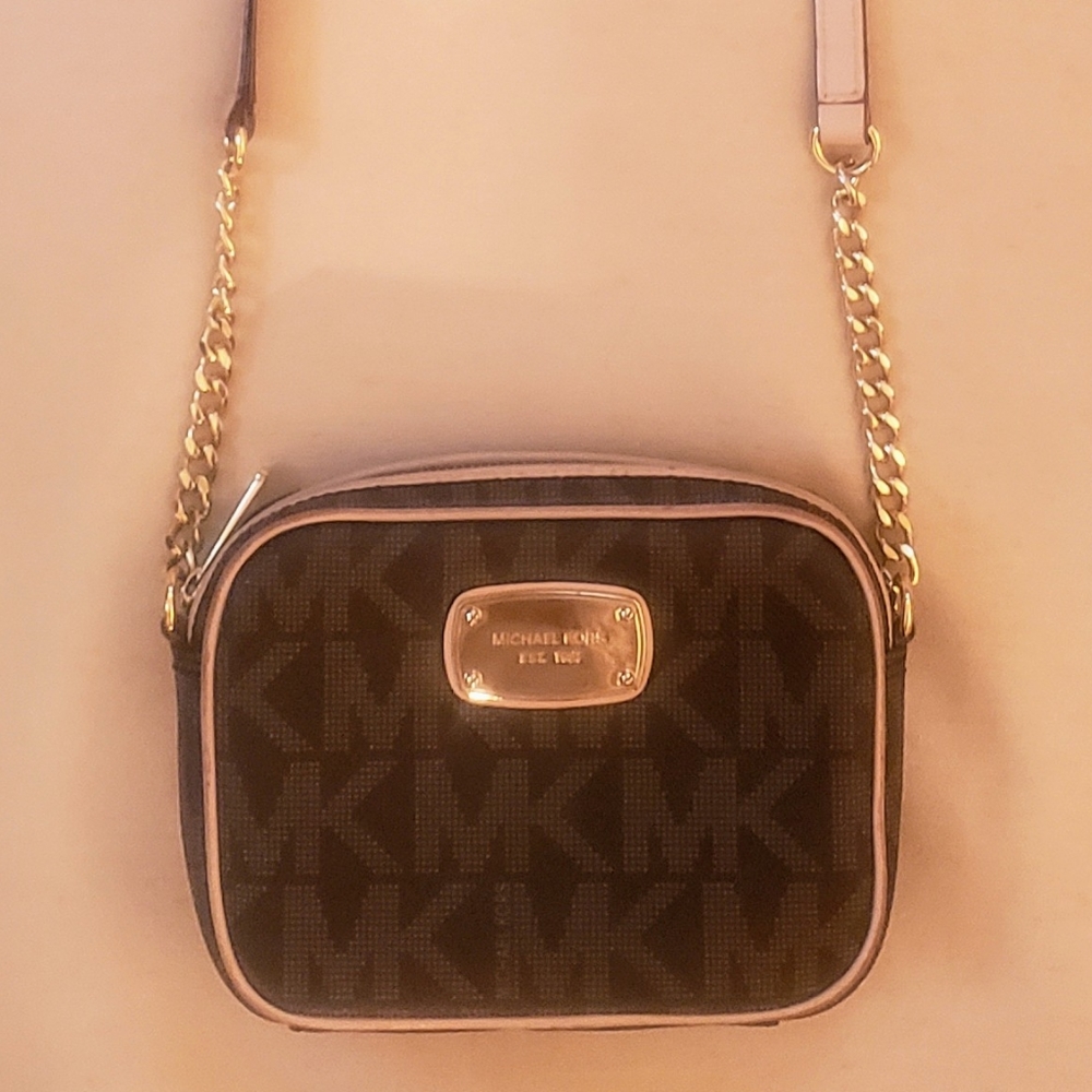 Purse - Picture 2 of 8